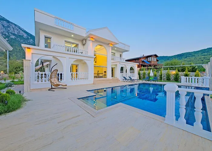 La Blanche * Φετιγιέ