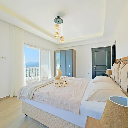 La Blanche Villa