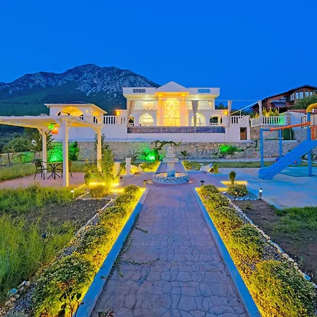 La Blanche Vilă Fethiye